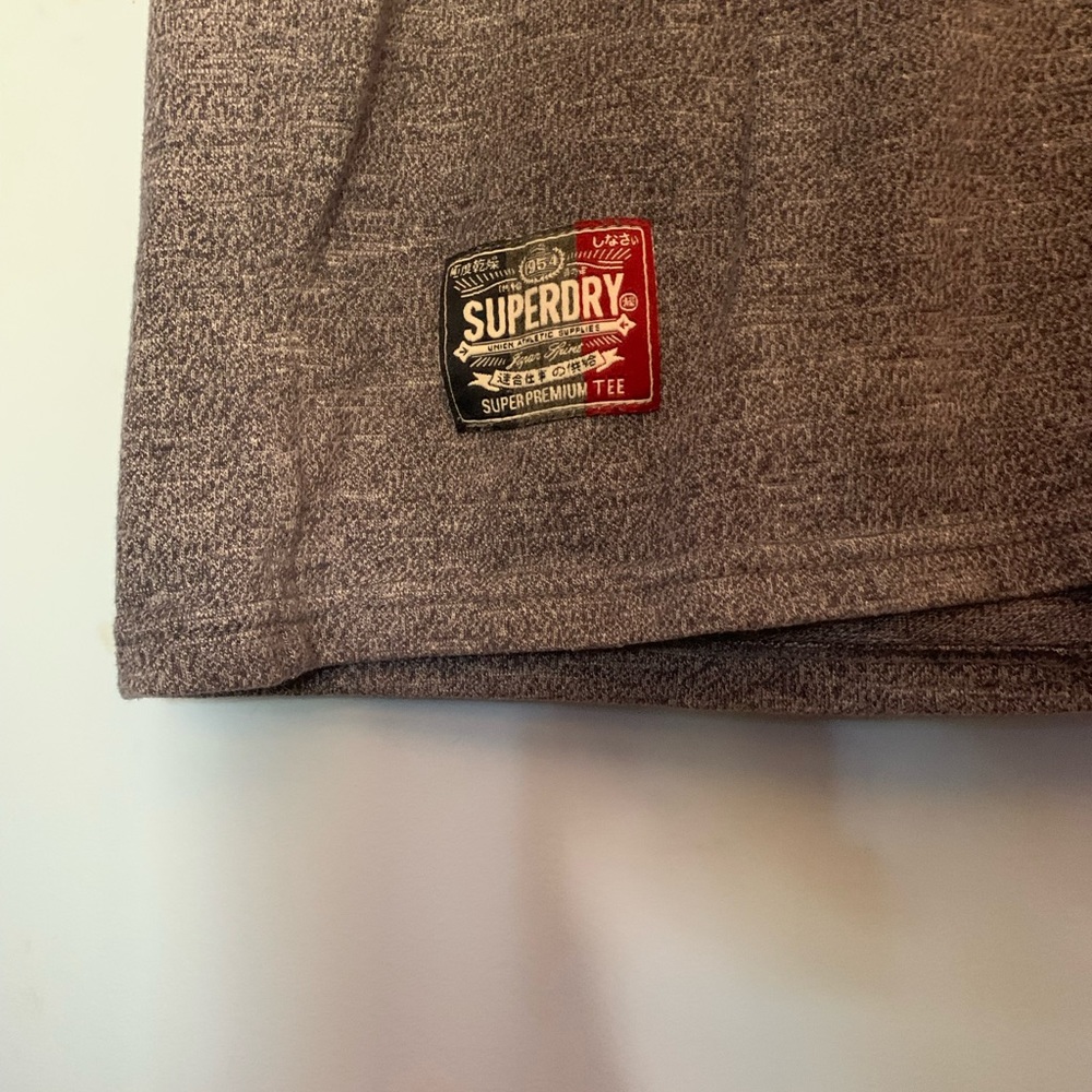 SuperDry Tee - Picture 3 of 10